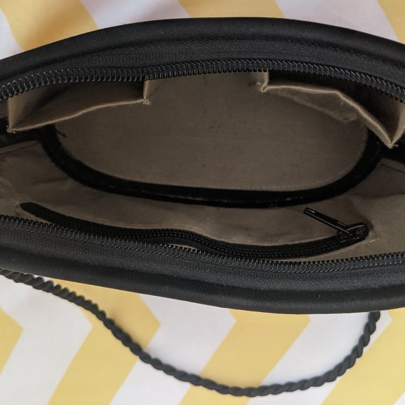 Woven straw fuchsia pink handbag - Picture 4 of 7